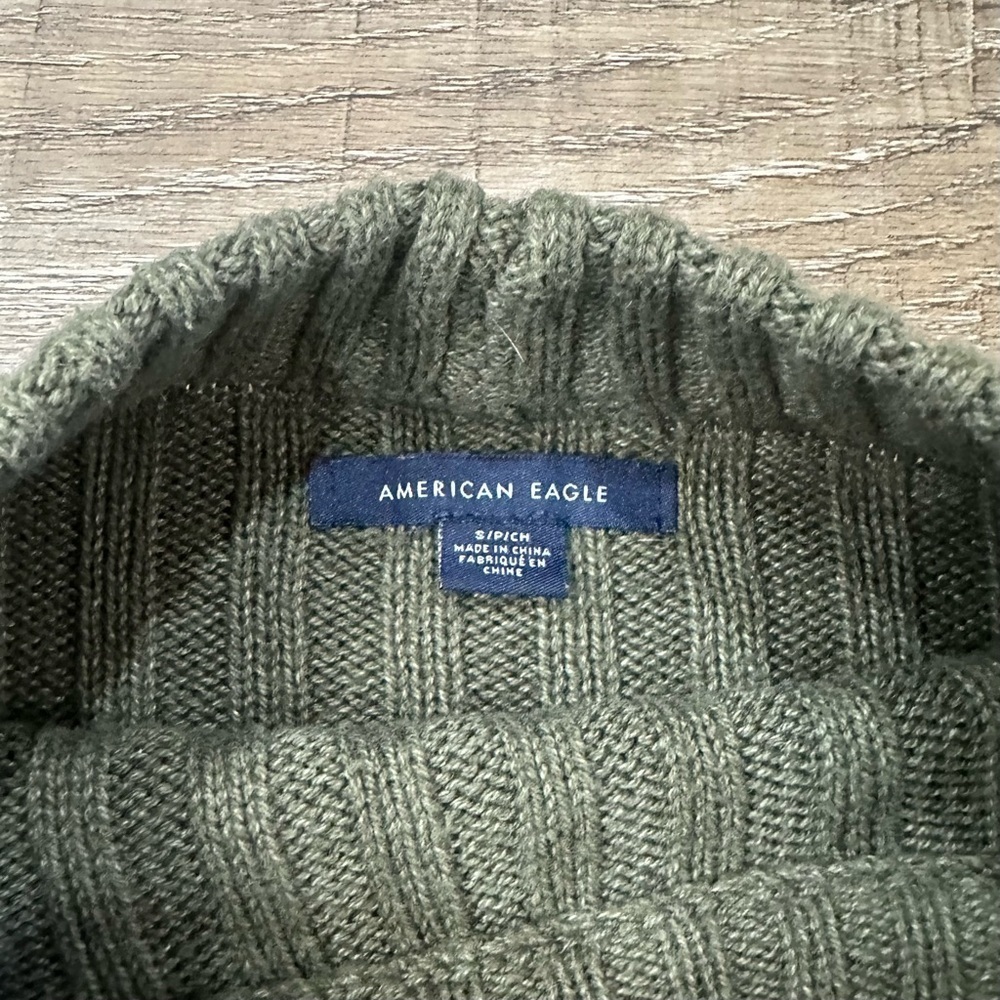 American Eagle Outfitters Olive Ribbed Sweater - Picture 3 of 4